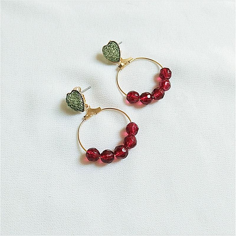 Sweet Heart Shape Glass Beads One for Two Wear Stud Earrings