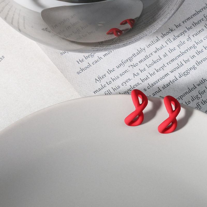 New Paint Earrings, Geometric C-Shaped Simple and Versatile Earrings