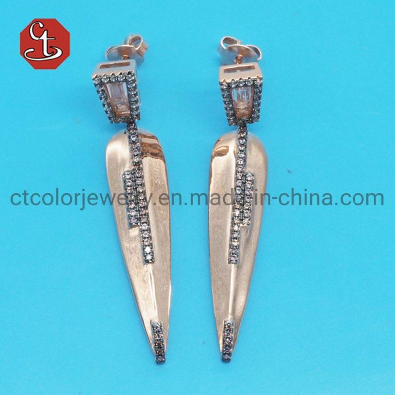 European and American Hot Sales Style Metal Silver or Copper Earrings Glossy Plain Earrings
