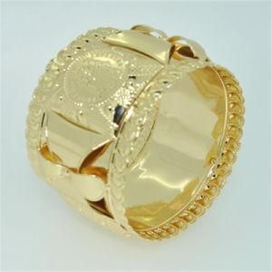 The News Fashion Jewelry Bracelet Design Alloy Bangles Jewellery (B140027)