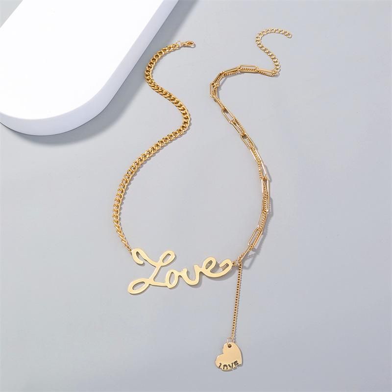 Manufacture Fashion New Design Custom Stamping Love Heart Necklace for Women