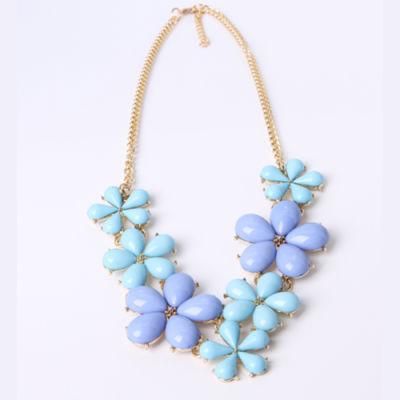 2020 Most Popular Gold Pendant Necklace with Blue Flowers