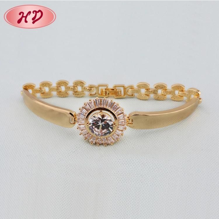 Hot Selling Fashionable Costume Jewelry Gold Color CZ Charm Bracelet