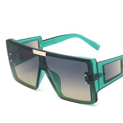 One-Piece Large Frame Sunglasses with Widened Temples and Modern Sunglasses
