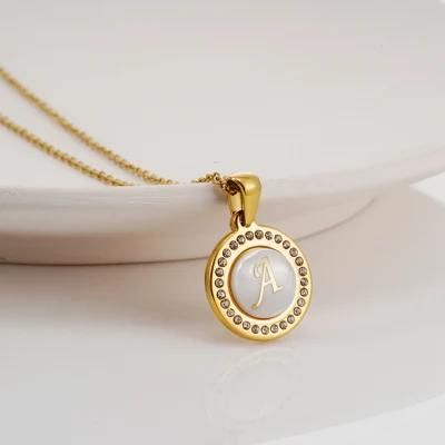 Factory Price Stainless Steel Round Shell a-Z Initial Necklace Gold Plated Letter Necklace