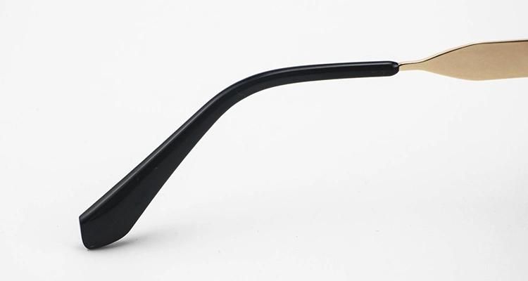 Top Flat Oversize Metal Frame Women Wholesale Sunglasses