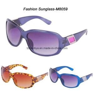 Plastic Women Sunglasses Metal/Leather Ornaments (UV, FDA, CE) (M8059)