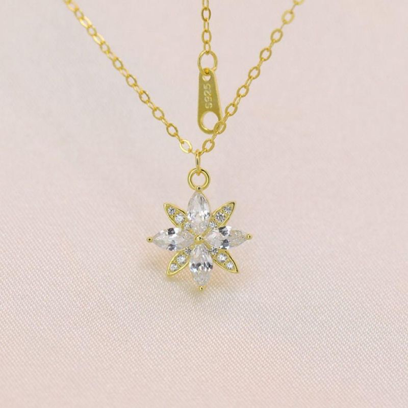 925 Sterling Silver Pendant Gold Plated Sweet Snowflake Zircon Pendant Necklace for Women Trendy Fashion Jewelry