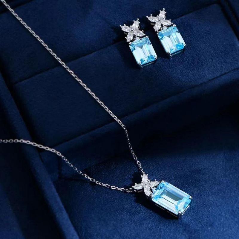 New Arrival Elegant 925 Silver Jewelry 8*12 Aquamarine Gemstone Diamond Pendant Necklace
