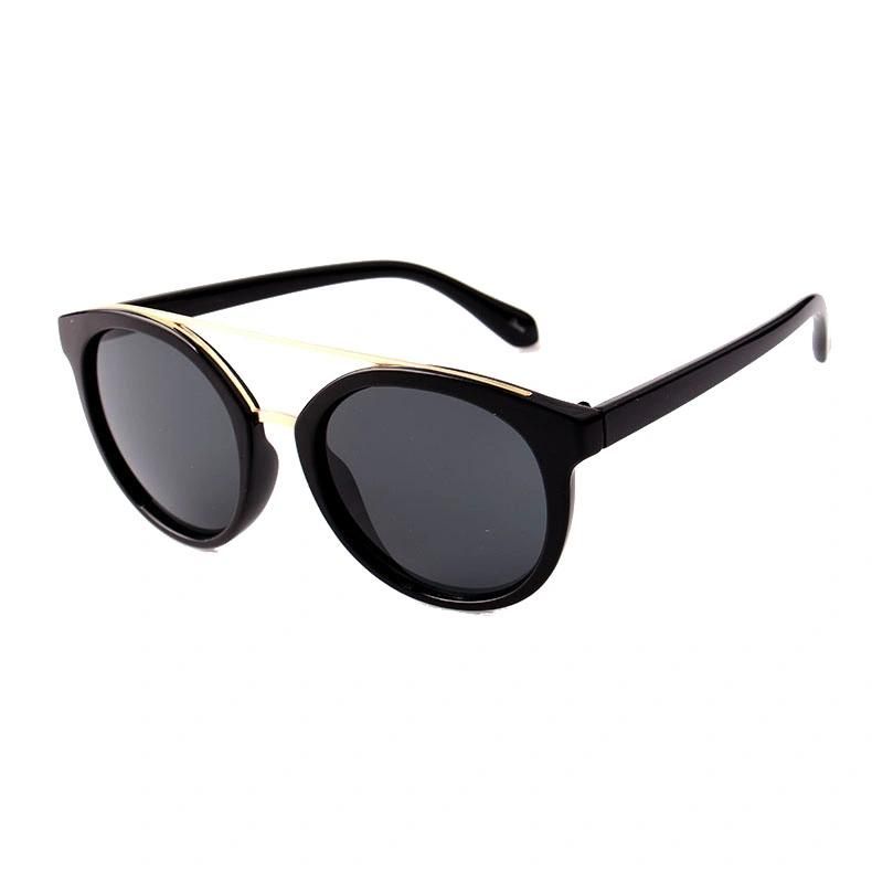 2018 Hot Selling Tortoise Sunglasses with Metal Decoration