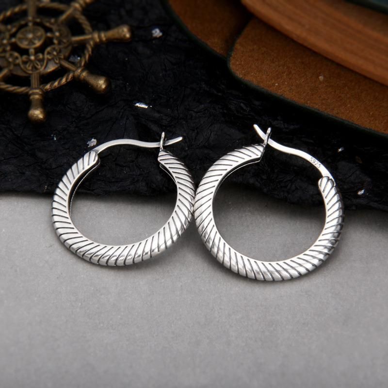 Men′ S and Women′ S 925 Sterling Silver Twisted Snake Earrings