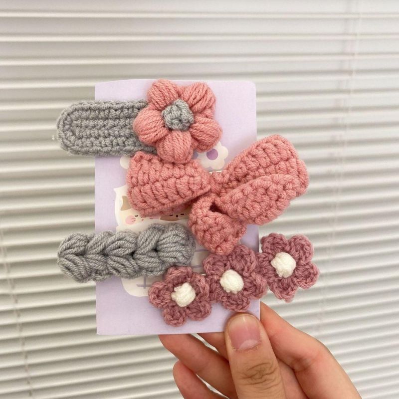 Crochet Hair Clips 4PCS a Set Ym257