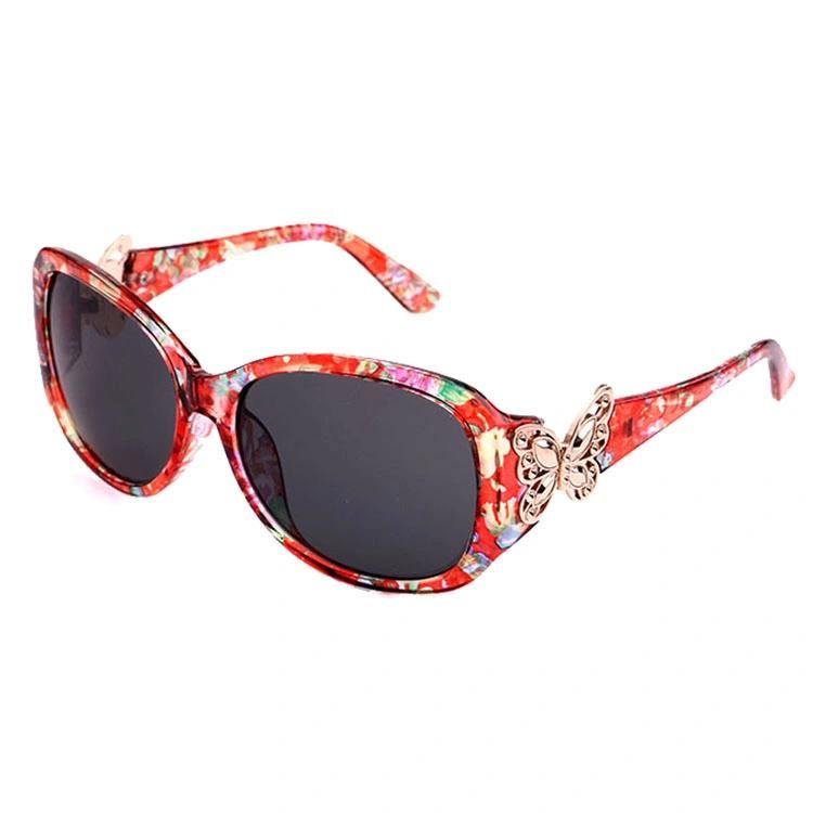 Latest Oval Face Fashion Sunglass with Butterfly Decoration