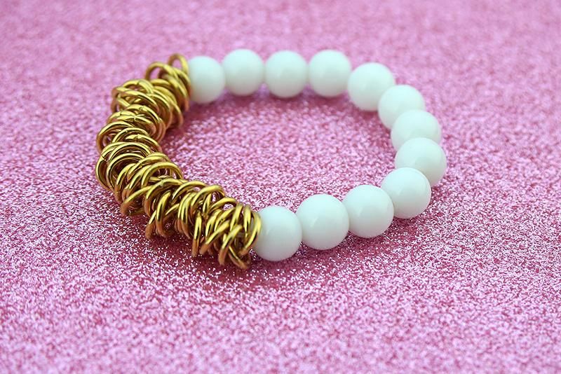 Elegant Ring and Bead Metal Bracelet Bangle for Fashion Jewelry