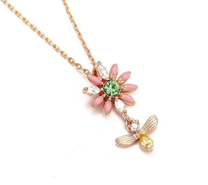 Fashion Jewelry New Design Rose Gold Color Flower Shape Pendant Necklace for Women