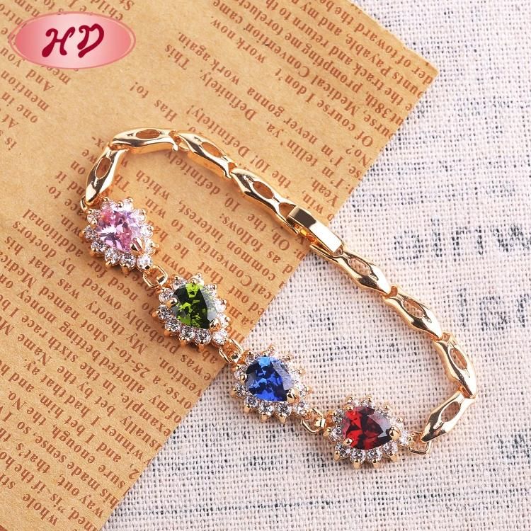 Wholesale 2020 Fashion Designs 18K Gold Plated Cubic Zircon Bracelet for Women Jewelry