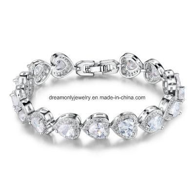Women&prime;s Alloy Bracelet Love Heart Bracelet with White Stones