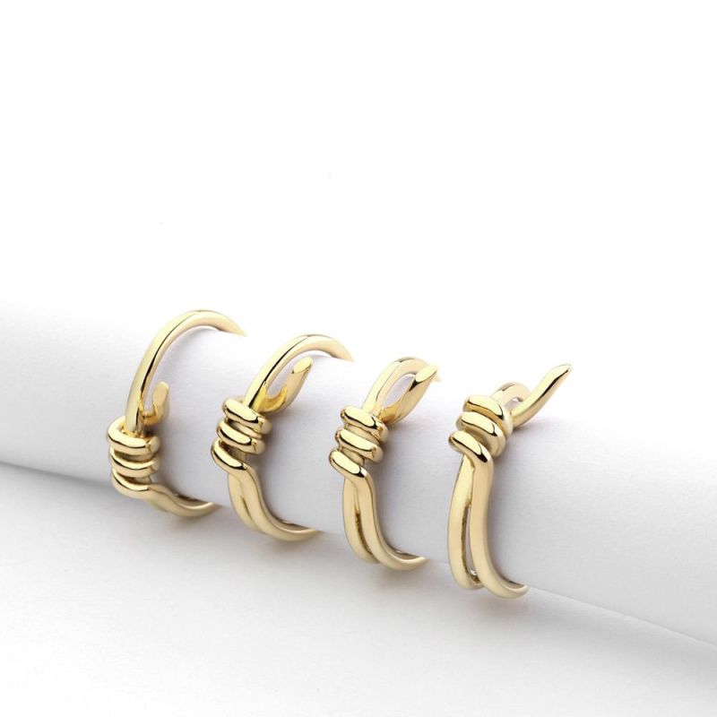 Delivste and Interesting Curved Appearance Copper Rings
