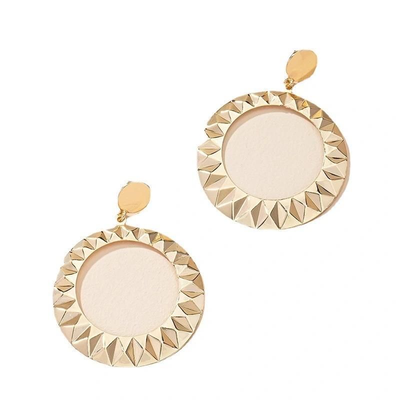 Manufacture Statement Cut out Pyramid Texture Round Disc with Smooth Round Stud Drop Earrings for Women Accessories Bijoux Ears