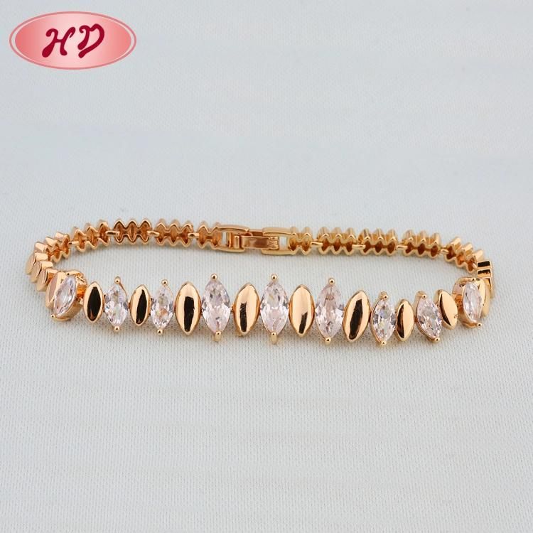 Fashion 18K Gold Plated Chain Bracelet Jewelry with Oval CZ
