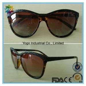 2017 OEM Fashion Cat Eye Oversized Woman Polarized Sunglasses