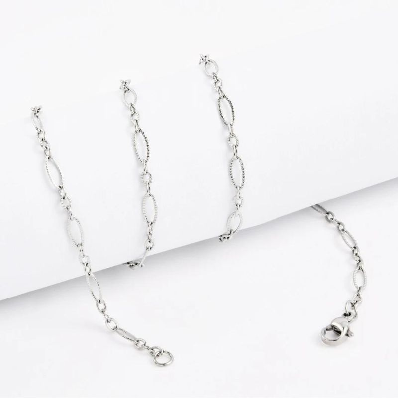 Fashion Accessory Jewelry Stainless Steel Necklace Bracelet with Flower Embossed