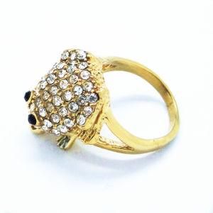Fashion Jewelry Stainless Steel Finger Ring with Golden Plating (RZ1628)