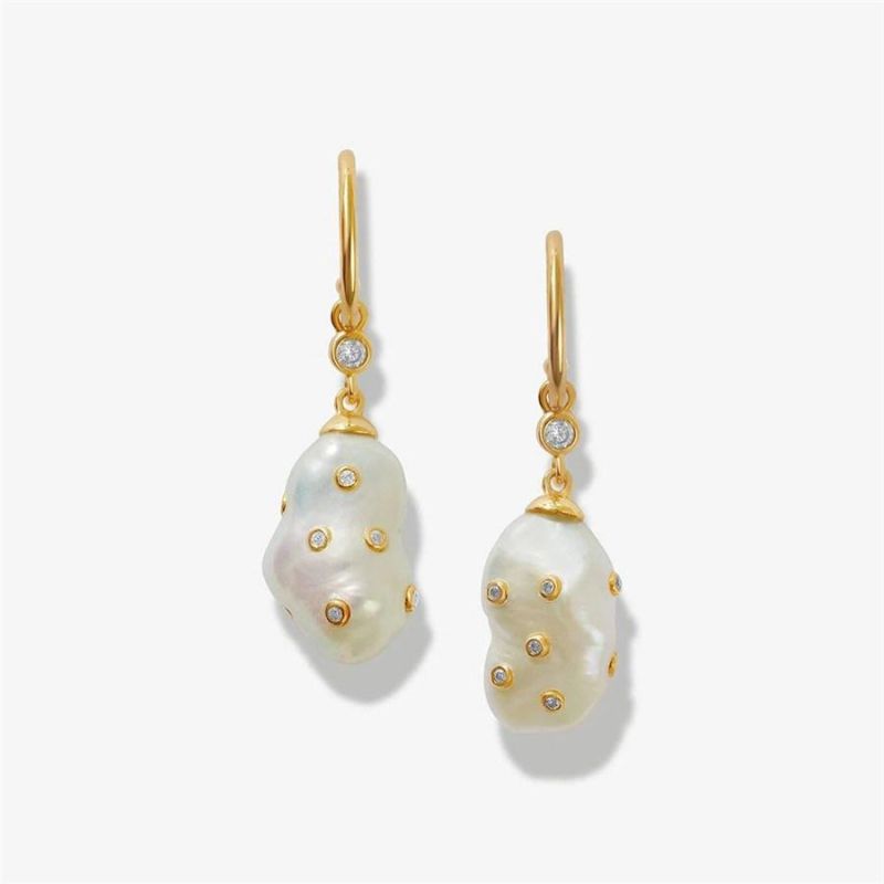 Organic Pearl with Cubic Zircon 18K Gold Plated Huggie Earring for Female Fashion Jewelry