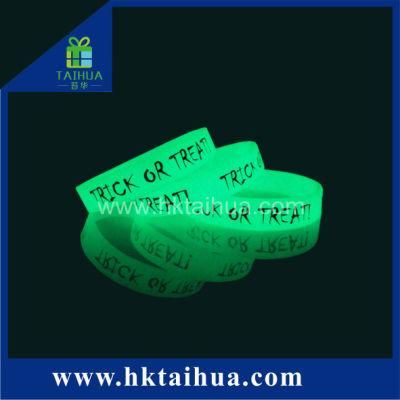 Hot Custom Fashion Glow in Dark Silicone Bracelet Wristband