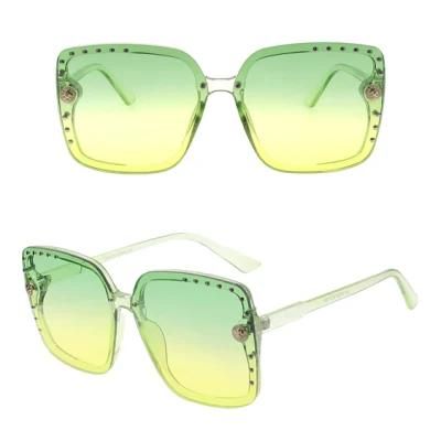 Square Frame Lock Lens Fashion Sunglasses