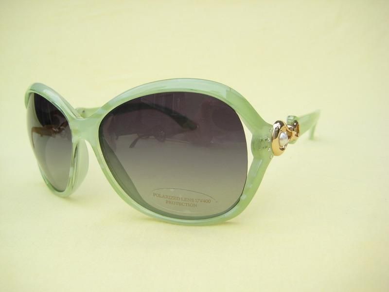 Fashion Designed PC Frame Sunglasses with Metal Decoraction