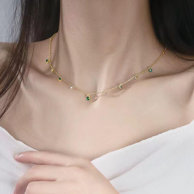 Necklace for Women Exquisite Green Zircon Clavicle Chain Necklace Gifts