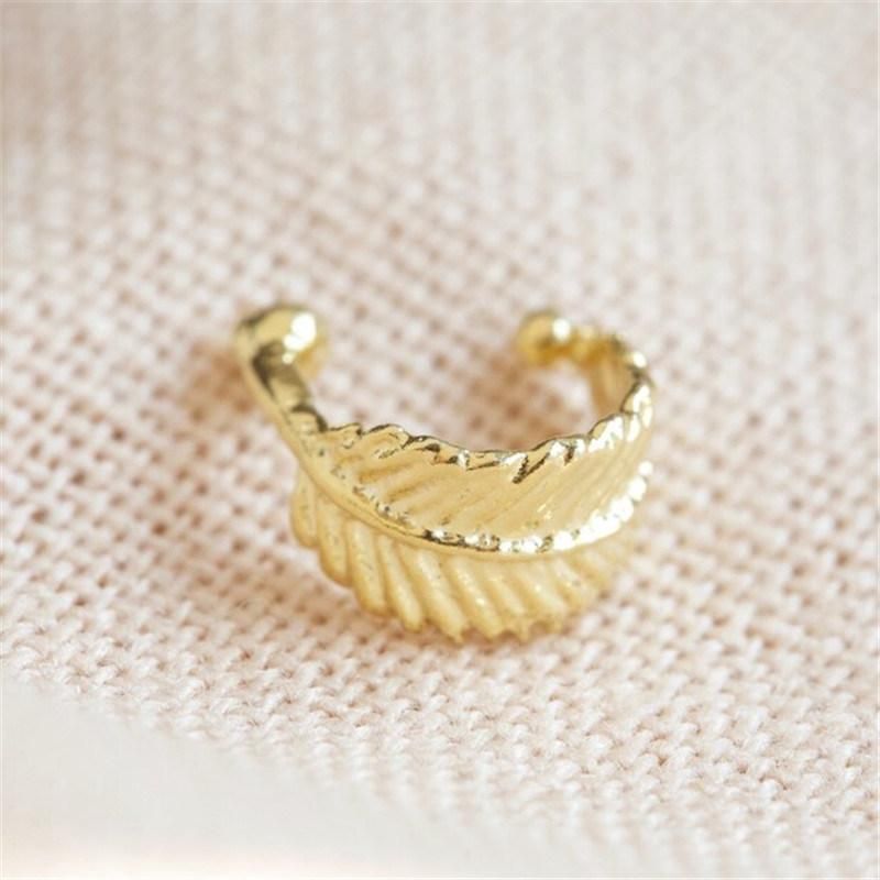 Manufacture Tiny 18K Gold Plated and Silver Zinc Alloy Feather Ear Cuff