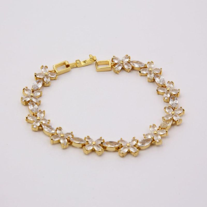 Wholesale Fashion Bangles 18K Gold Plated Charm Bracelet for Women